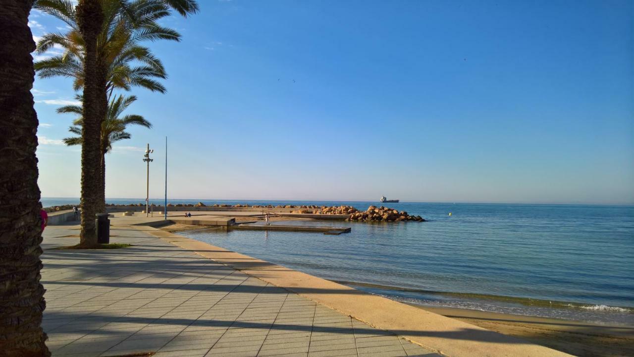 Sea And Center Apartment By Mm Torrevieja Eksteriør billede